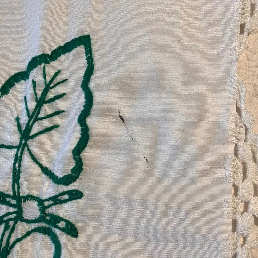 Vintage  handmade multicolor Flora  Embroidery  TableCloth